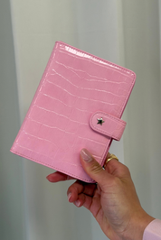 The Soho Passport Wallet - Pink Croc