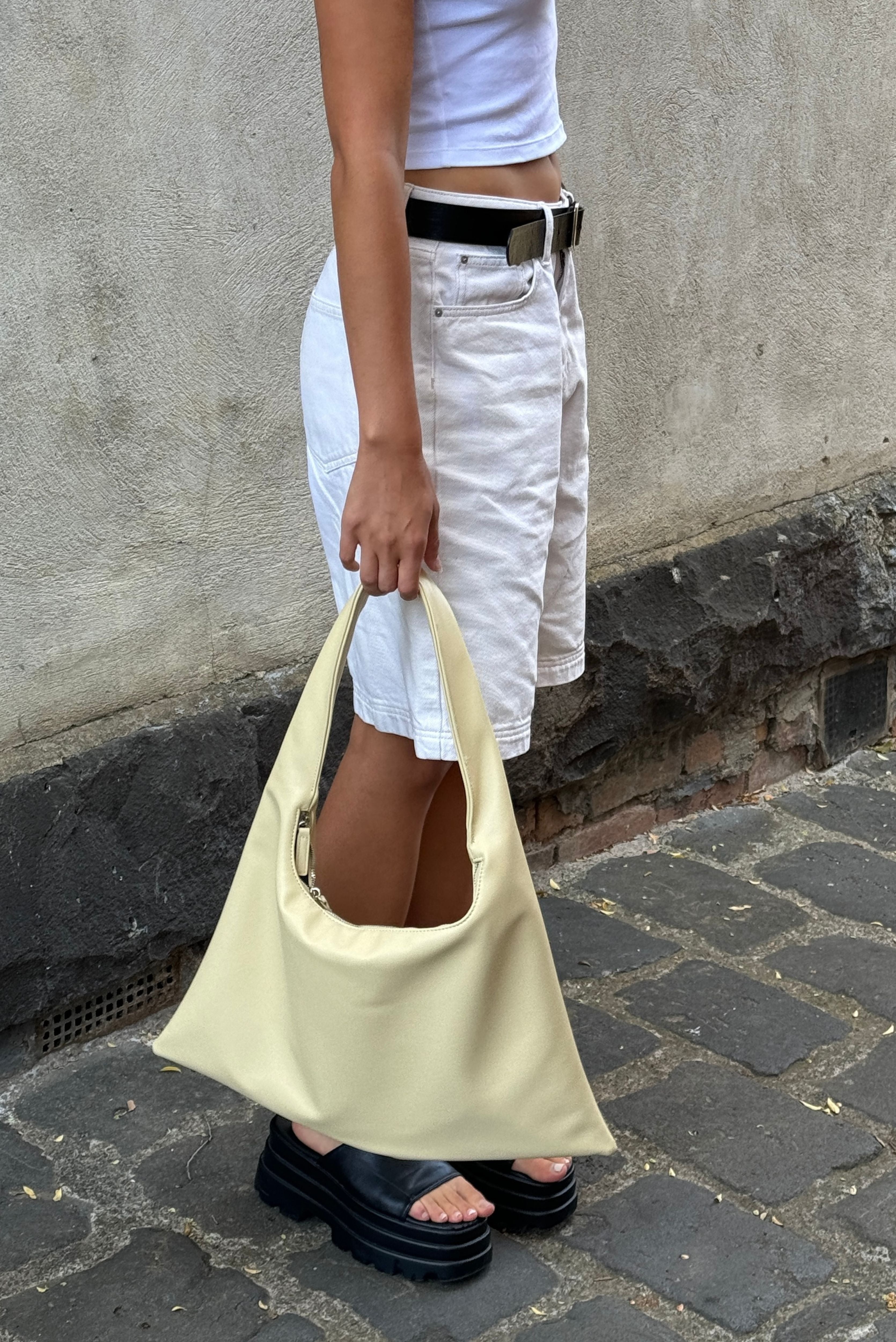 THE JONES BAG - BUTTER YELLOW
